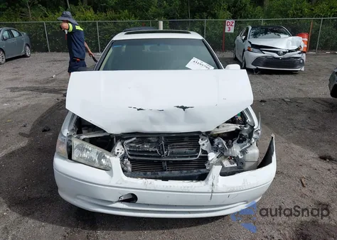 2001 Toyota Camry Le V6 from USA, damaged, VIN JT2BF22K210334686